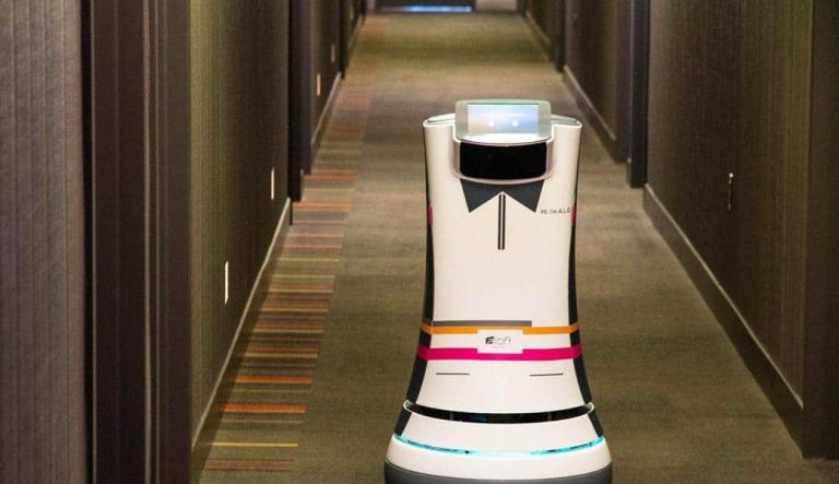 Un hôtel utilise des robots pour assurer le Room Service