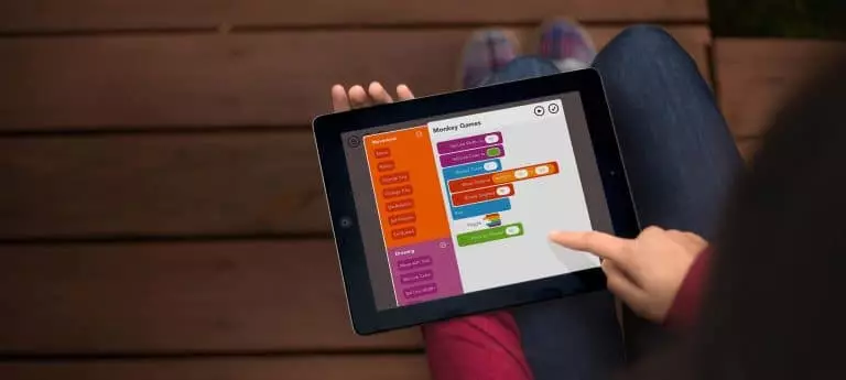 Une application pour apprendre aux enfants à coder des logiciels