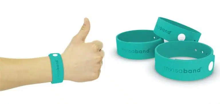 Un bracelet qui brouille les sens des moustiques pour ne plus être piqué