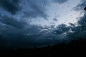 Un drone peut déclencher la pluie