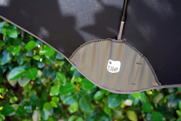 Un parapluie géolocalisable pour ne pas le perdre