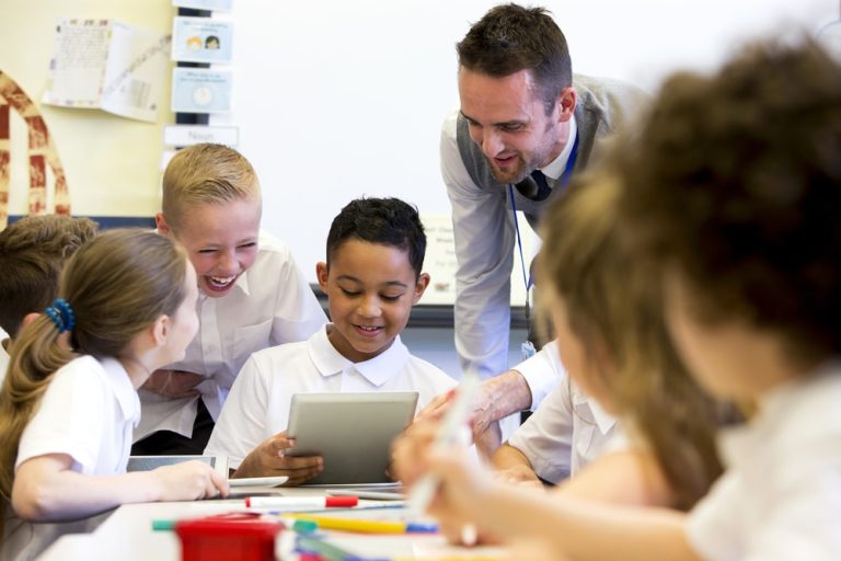 Une option de messagerie utilise les propres erreurs des enfants pour améliorer leur écriture