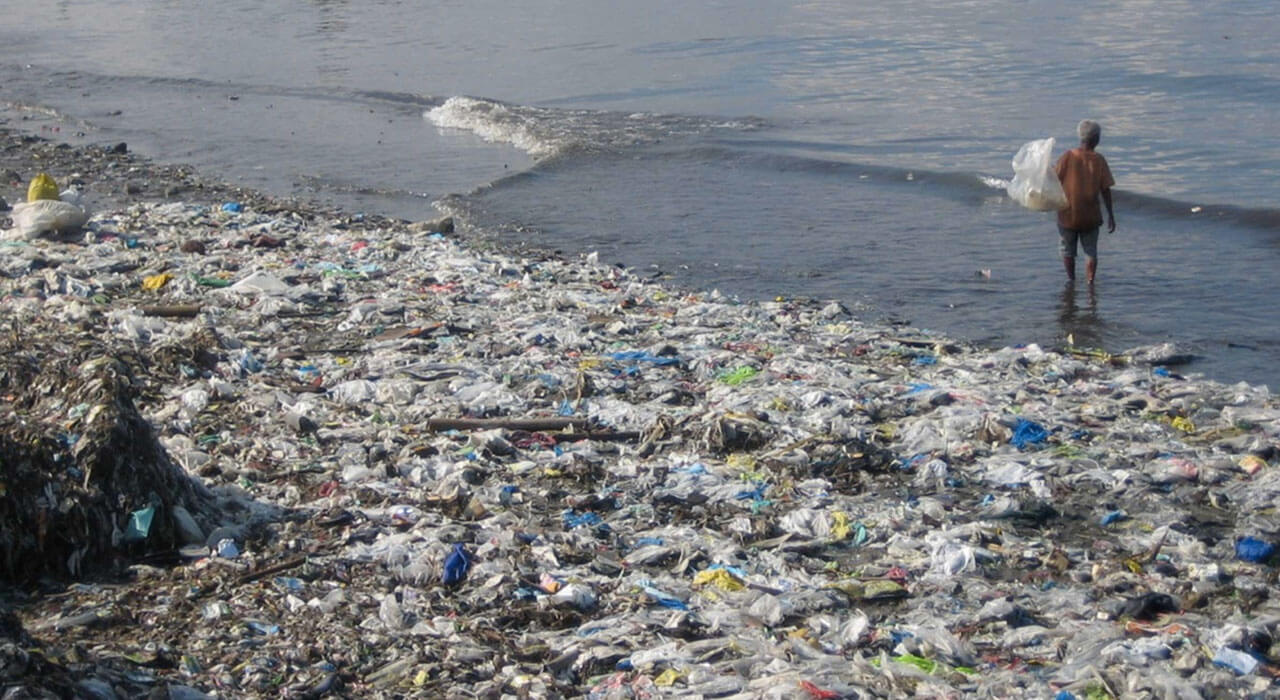Réduire la pauvreté en proposant aux chômeurs de participer à des tâches de recyclage