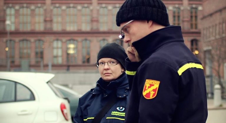 Google Glass permet aux gardiens de parking de scanner des contraventions en quelques secondes