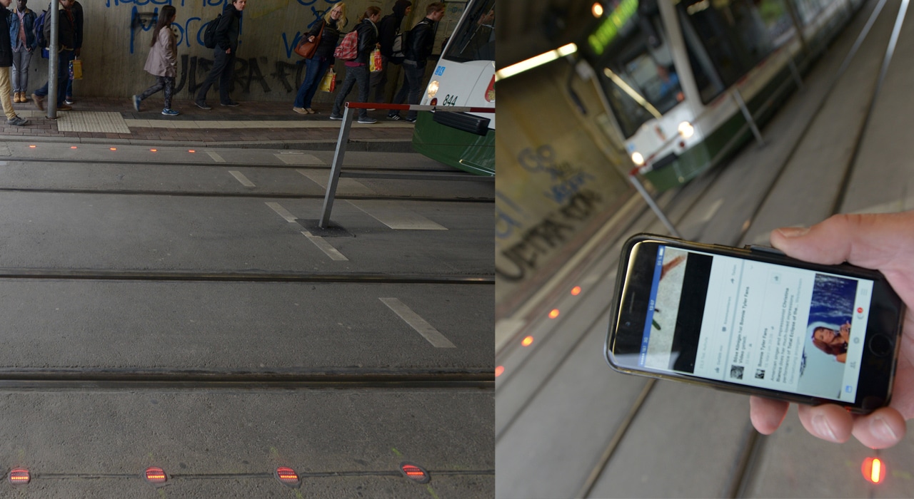 Des feux de signalisation au sol pour les zombies du smartphone