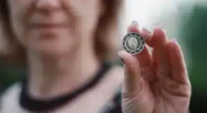 Le visage d’un enfant disparu sur les pièces de 2 euros