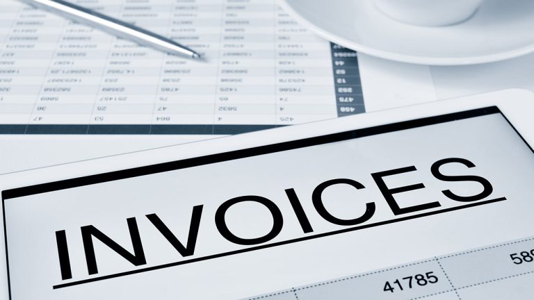 Comment envoyer une facture professionnelle à ses clients