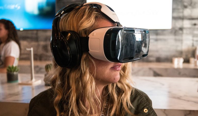 La reconstitution de scènes de crime en réalité virtuelle pour les jurés