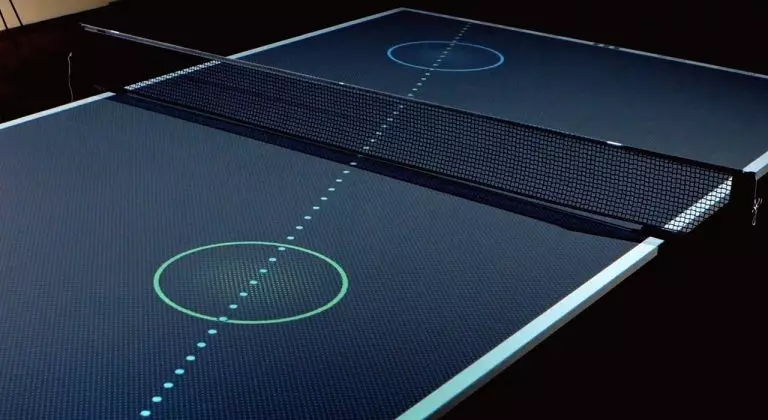 Une table de ping-pong interactive qui donne un retour en temps réel