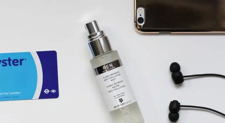 Améliorer les soins de la peau grâce aux contrôles en temps réel de la pollution de l’air