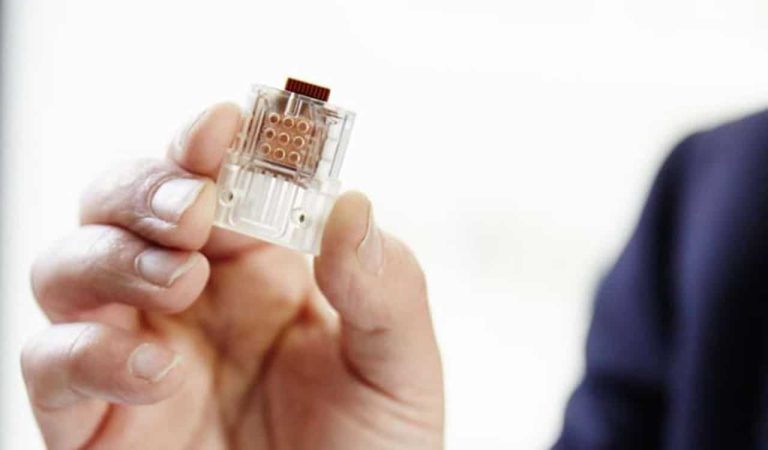 Un dépistage rapide du VIH via une clé USB