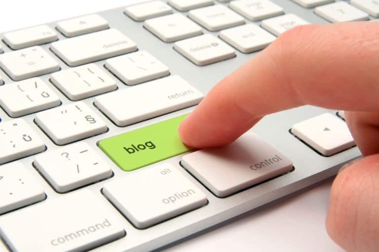 Comment améliorer votre présence sur le web grâce à un blog ?
