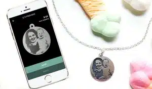 Un design de bijoux personnalisé avec une nouvelle application d’image