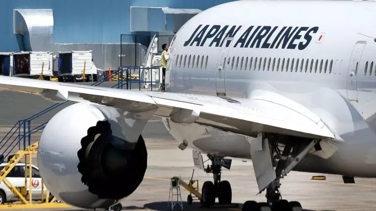 De vieux vêtements transformés en biocarburant pour avion