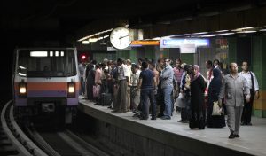 Un service de radio éducative lancé dans les stations souterraines du Caire