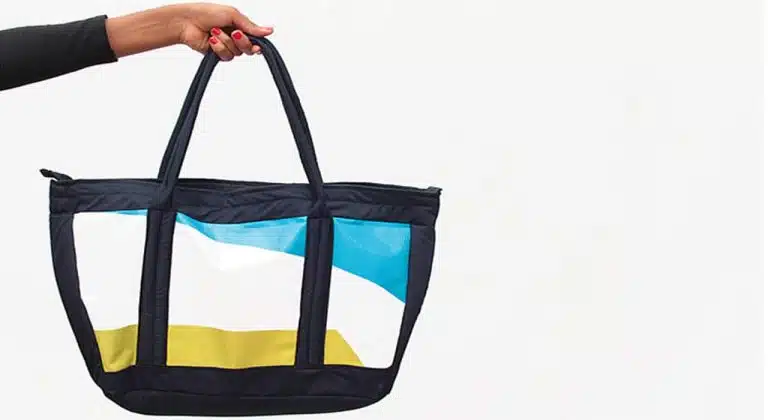 Des accessoires transformés créent une conscience verte au Rwanda