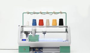 Une machine à tricoter numérique crée une mode à la demande