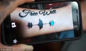 Le tatouage qui fait de la capture et de la lecture de son