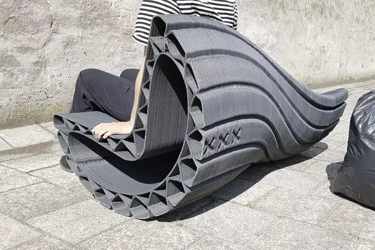 Des meubles publics imprimés en 3D sont entièrement recyclables