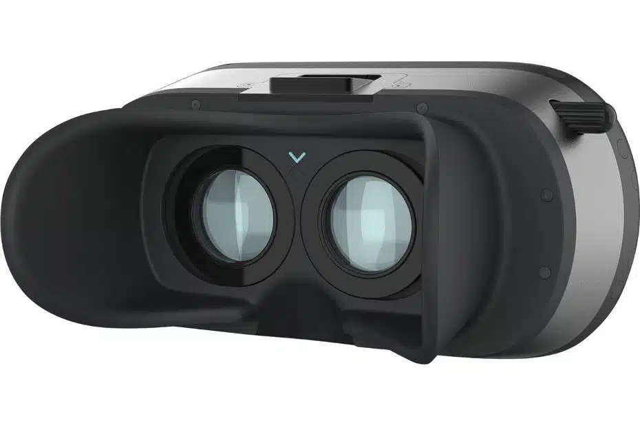 Un casque de réalité virtuelle augmentée et bionique.