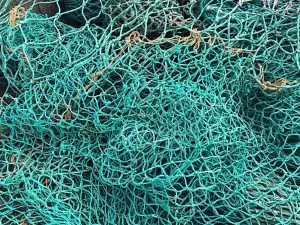Des anciens filets de pêche recyclés en jeux et en équipements sportifs
