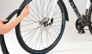 Ces pneus se zippent pour transformer votre vélo en VTT