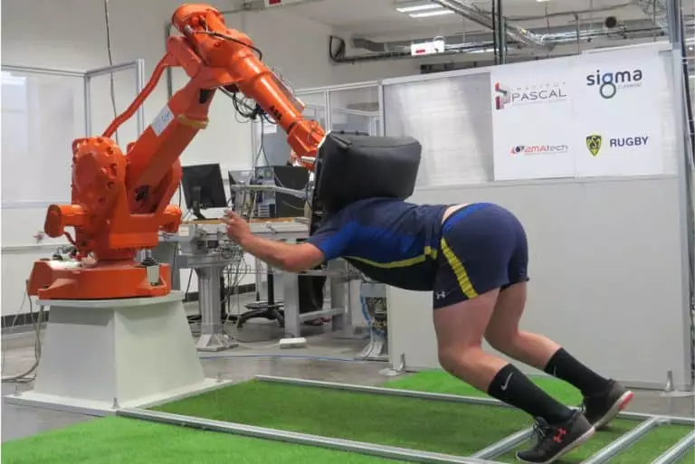 Ce robot entraîne efficacement les joueurs de rugby