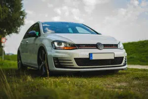 Comment la location de voiture au mois s’adapte-t-elle aux professionnels ?