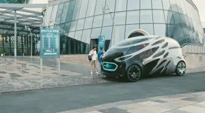Mercedes présente une voiture intelligente qui interagit avec son environnement