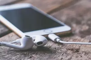 Amazon serait en train de réagir au lancement d’AirPod d’Apple