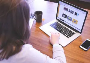Reminiz indexe automatique les vidéos en temps réel