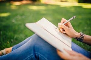 Pratilipi, une plateforme de narration pour les écrivains en Inde