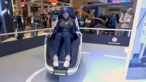 Segway invente un fauteuil électrique pour personnes valides… Segway invente un fauteuil électrique pour personnes valides...