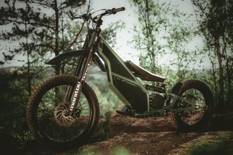 Ranger Kuberg, une motocross électrique de 50 kg dotée de 100 km d’autonomie débarque sur le marché