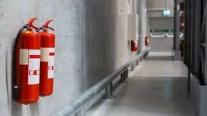 Ces étudiants inventent un extincteur sonique Ces étudiants inventent un extincteur sonique