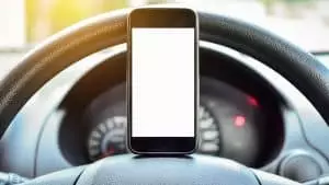 Apple, bientôt de nouvelles fonctionnalités sur iPhone pour contrôler les voitures Apple, bientôt de nouvelles fonctionnalités sur iPhone pour contrôler les voitures