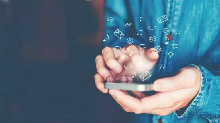 Les salons audios de Facebook : un moyen de concurrencer Clubhouse