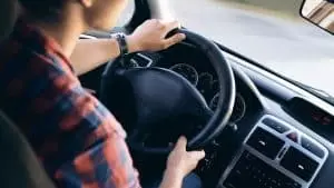 Uber dévoile un véhicule électrique pour ses chauffeurs