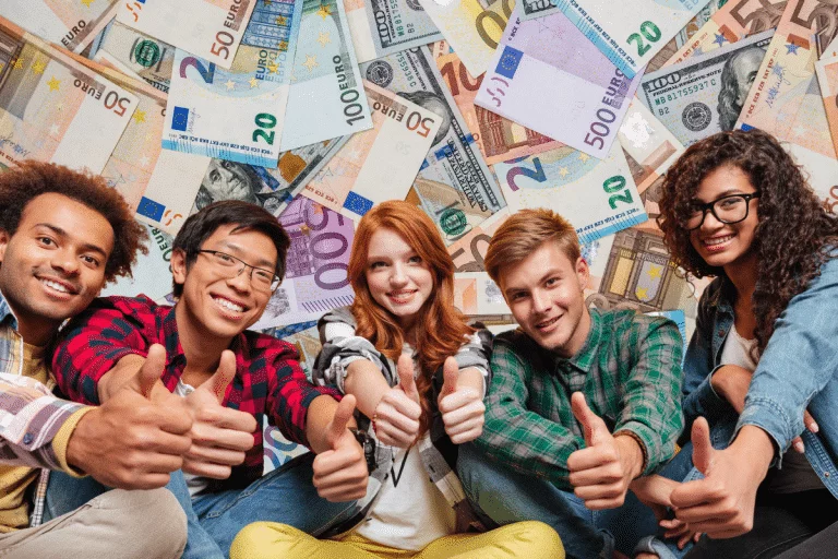 Finis les études : ces jeunes gagnent 5K par mois en 3 mois seulement !
