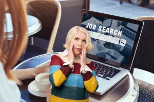 Trouver du travail après 60 ans, voici la meilleure méthode