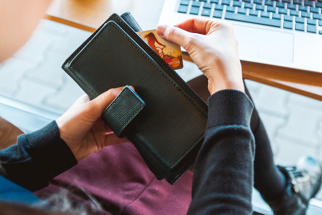 Auto-entrepreneurs en détresse financière : quelles solutions pour s&rsquo;en sortir et sécuriser votre avenir ?