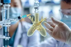 Un espoir immense : un vaccin contre le cancer du poumon en phase de test pourrait sauver des vies