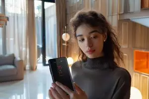 Ce que vous ne savez pas encore sur le nouveau smartphone de Huawei qui défie l'iPhone 16