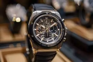 Découvrez ce secret horloger : un moteur de Bugatti caché dans une montre à 340000 euros