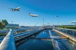 Transformer les eaux usées : une révolution pour l'aviation durable