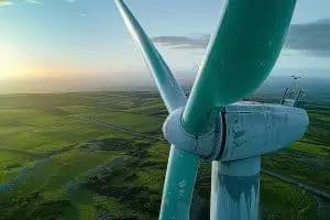 Cette prouesse technologique chinoise active la plus puissante éolienne terrestre et éblouit le monde