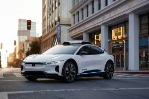 Découvrez les secrets fascinants de Waymo, le maître incontesté des robotaxis