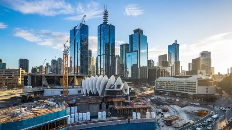 Ce monstre français du BTP remporte un contrat colossal pour construire le métro de Melbourne, un projet titanesque au cœur de la plus grande ville australienne Bouygues Construction rafle un contrat à 1,7 milliard AUD pour transformer Melbourne avec le métro du futur