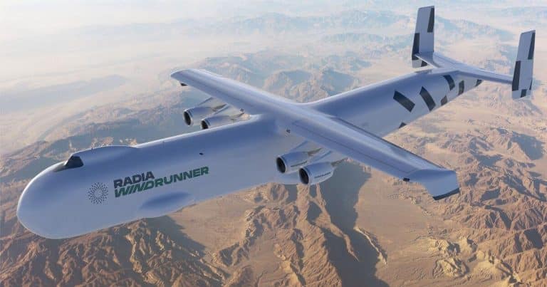 Le plus grand avion du monde livre ces cargaisons colossales sur des pistes improvisées, repoussant les limites du transport aérien