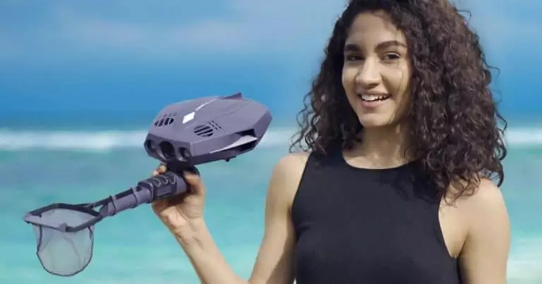 Ce drone sous-marin à prix cassé se transforme en chasseur de trésors, prêt à explorer les profondeurs oubliées Ce drone sous-marin révolutionnaire à moins de 500 $ transforme la chasse au trésor avec détecteur et filet inclus